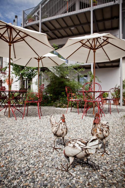Le Coq Chantant Studios D'Hotes & Boutique Hotel St-Livres Saint-Livres Kültér fotó